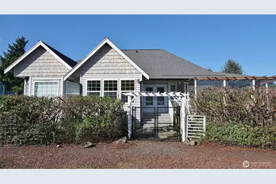 898 Mt St Helens Loop SE, Ocean Shores, WA 98569 - Photo 15