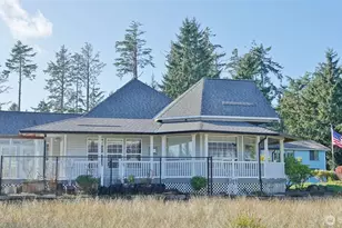 898 Mt St Helens Loop SE, Ocean Shores, WA 98569 - Photo 11