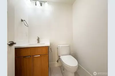 14000 Somerset Blvd SE, Bellevue, WA 98006 - Photo 33