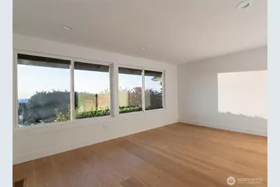 14000 Somerset Blvd SE, Bellevue, WA 98006 - Photo 25