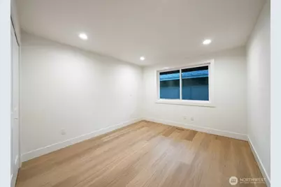 14000 Somerset Blvd SE, Bellevue, WA 98006 - Photo 31