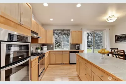 6210 Montevista Drive SE, Auburn, WA 98092 - Photo 11
