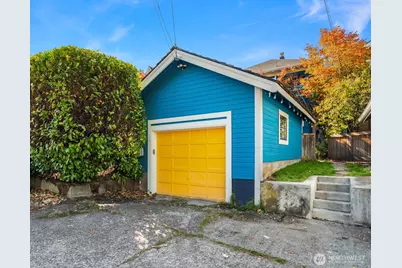 1154 18th Avenue E, Seattle, WA 98112 - Photo 33