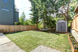 7043 17th Ave NW, Seattle, WA 98117 - Photo 3