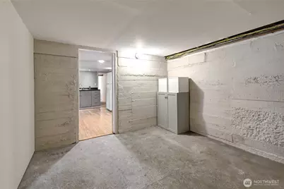 7043 17 Avenue NW, Seattle, WA 98117 - Photo 29