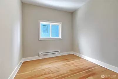 7043 17 Avenue NW, Seattle, WA 98117 - Photo 13