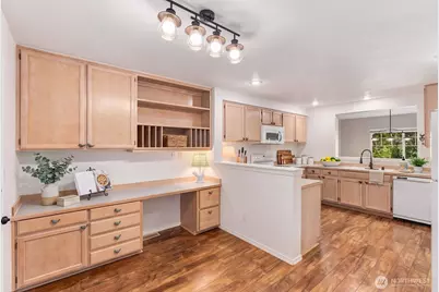 16918 Cobblestone Drive, Lynnwood, WA 98037 - Photo 13