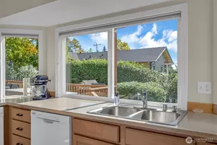 4853 S Morgan St, Seattle, WA 98118 - Photo 15