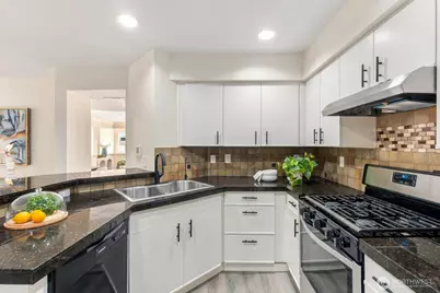 16219 Northup Way #C-201, Bellevue, WA 98008 - Photo 19