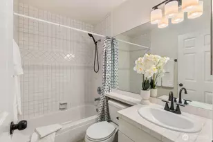 16219 Northup Way, Bellevue, WA 98008 - Photo 23