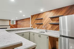 10680 Marine View Dr SW, Seattle, WA 98146 - Photo 23