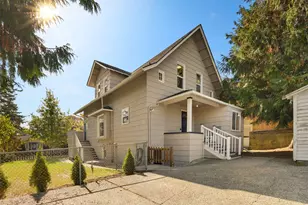 940 N 76th St, Seattle, WA 98103 - Photo 3