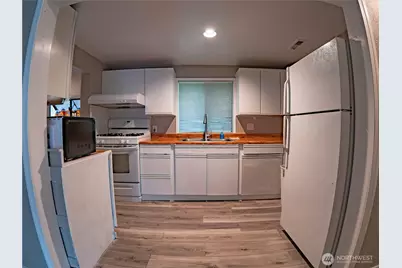 8314 Washington Boulevard SW, Lakewood, WA 98498 - Photo 3