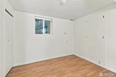 11018 27th Avenue NE, Seattle, WA 98125 - Photo 23