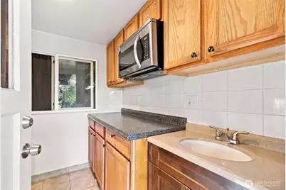 11018 27th Avenue NE, Seattle, WA 98125 - Photo 29