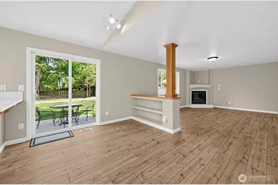 225 Brittany Street, Mount Vernon, WA 98274 - Photo 17