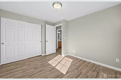 225 Brittany Street, Mount Vernon, WA 98274 - Photo 31