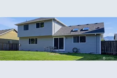 225 Brittany Street, Mount Vernon, WA 98274 - Photo 33