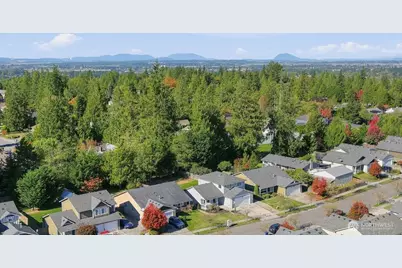 225 Brittany Street, Mount Vernon, WA 98274 - Photo 35