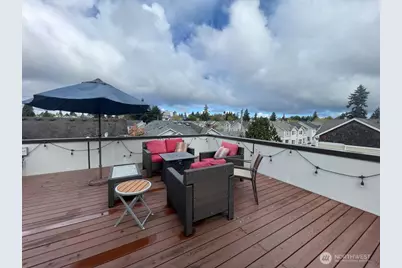 8527 Interlake Avenue N, Seattle, WA 98103 - Photo 23