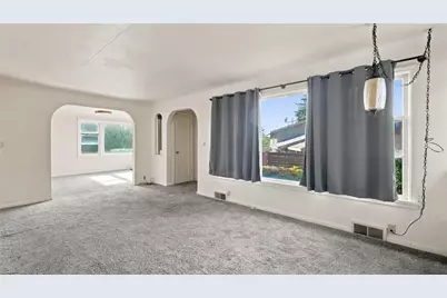 1307 N 32nd Street, Renton, WA 98056 - Photo 7