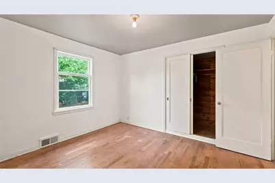 1307 N 32nd Street, Renton, WA 98056 - Photo 15