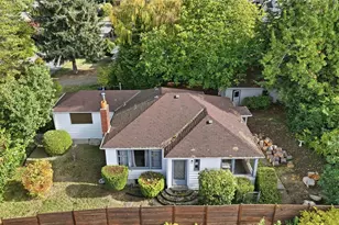 1307 N 32nd St, Renton, WA 98056 - Photo 1