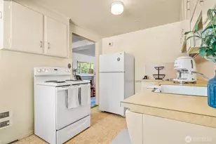 15326 Stone Ave N, Shoreline, WA 98133 - Photo 13