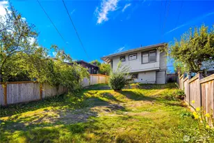 2570 5th Ave W, Seattle, WA 98119 - Photo 5