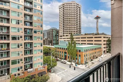 2721 1st Avenue #604, Seattle, WA 98121 - Photo 17