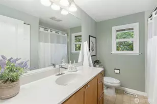 12406 SE 47th St, Bellevue, WA 98006 - Photo 21