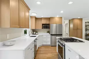 12406 SE 47th St, Bellevue, WA 98006 - Photo 9