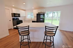 10117 Grove Rd SE, Yelm, WA 98597 - Photo 5