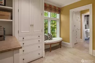 530 36th Ave E, Seattle, WA 98112 - Photo 37