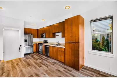 1214 N Northgate Way, Seattle, WA 98133 - Photo 9