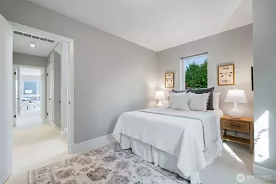 212 N 45th Street, Seattle, WA 98103 - Photo 13