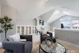 212 N 45th St, Seattle, WA 98103 - Photo 19