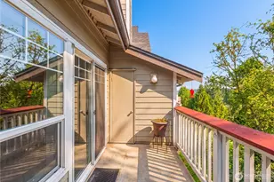 18501 SE Newport Way, Issaquah, WA 98027 - Photo 11