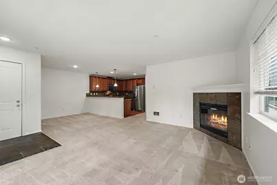 11312 124th Avenue NE #302, Kirkland, WA 98033 - Photo 3