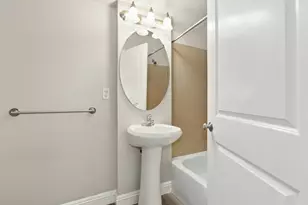 5943 36th Ave S, Seattle, WA 98118 - Photo 19