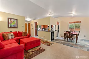 9724 NE 141st Ct, Kirkland, WA 98034 - Photo 15