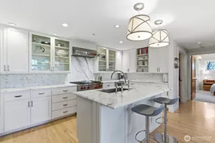 400 Winslow Way E, Bainbridge Island, WA 98110 - Photo 11