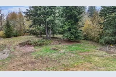 927 N Tipsoo Loop, Rainier, WA 98576 - Photo 5