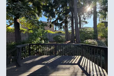 11721 NE 75th Place, Kirkland, WA 98033 - Photo 3