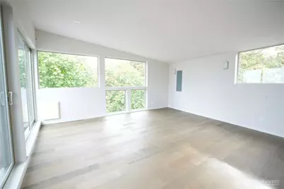 9109 Cyrus Avenue NW, Seattle, WA 98117 - Photo 21