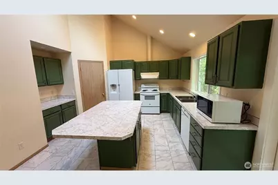 16131 79th Avenue SE, Snohomish, WA 98296 - Photo 3