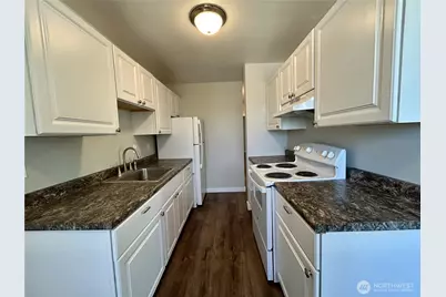 2108 NE 85th Street, Seattle, WA 98115 - Photo 23