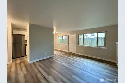 2108 NE 85th Street, Seattle, WA 98115 - Photo 13