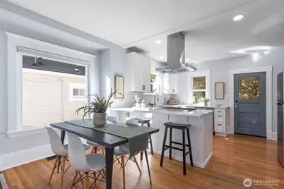 106 NE 54th Street, Seattle, WA 98105 - Photo 11