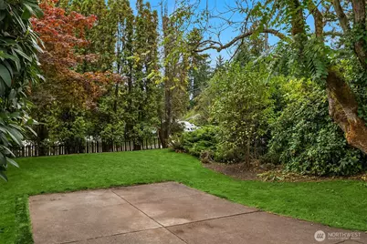 10944 23rd Avenue NE, Seattle, WA 98125 - Photo 35